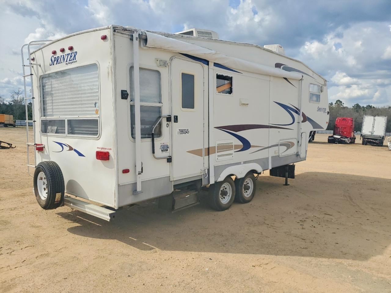 2004 Sprinter 2004 Keystone Sprinter Camper