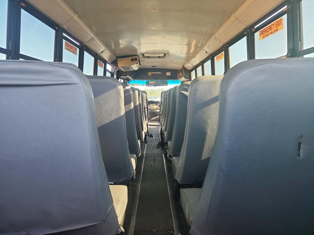 2011 Freigliner 2011 Thomas Built School Bus