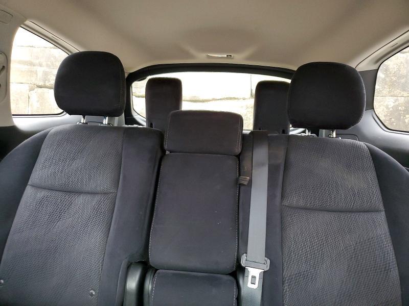 2015 Nissan Pathfinder sv