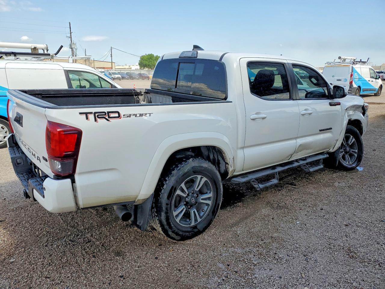 2018 Toyota Tacoma TRD Sport