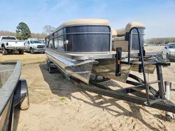 Salvage boats for sale at Conway, AR auction: 2016 Manitowoc 2016 Manitou Boat-Pontoon Boat