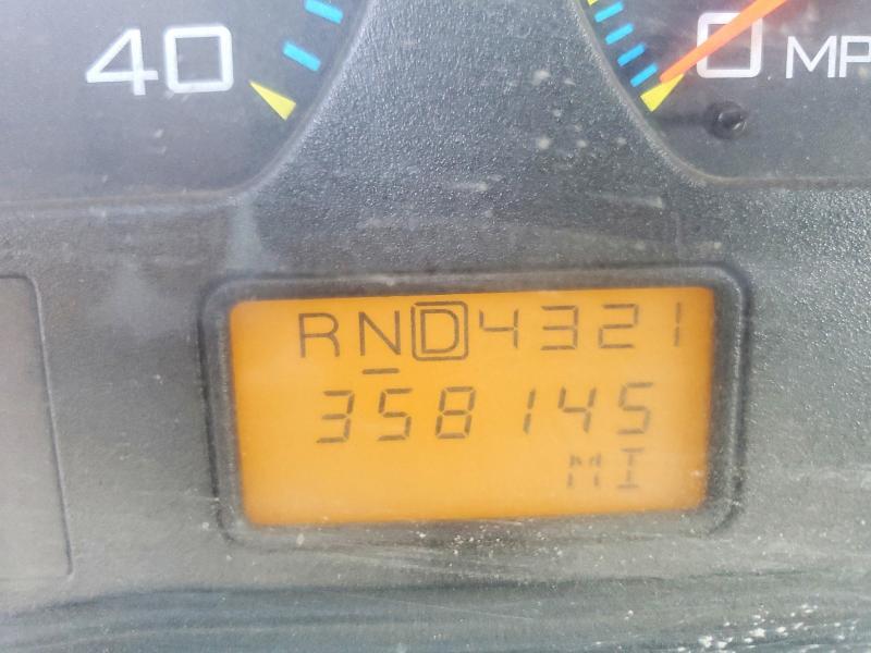 2005 International 7400 Refuse Truck