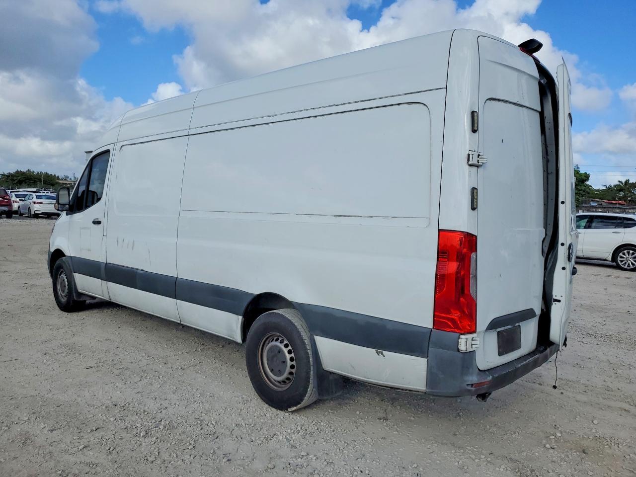 2019 Mercedes-Benz Sprinter 2500