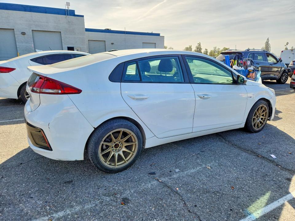 2019 Hyundai Ioniq Hybrid Blue