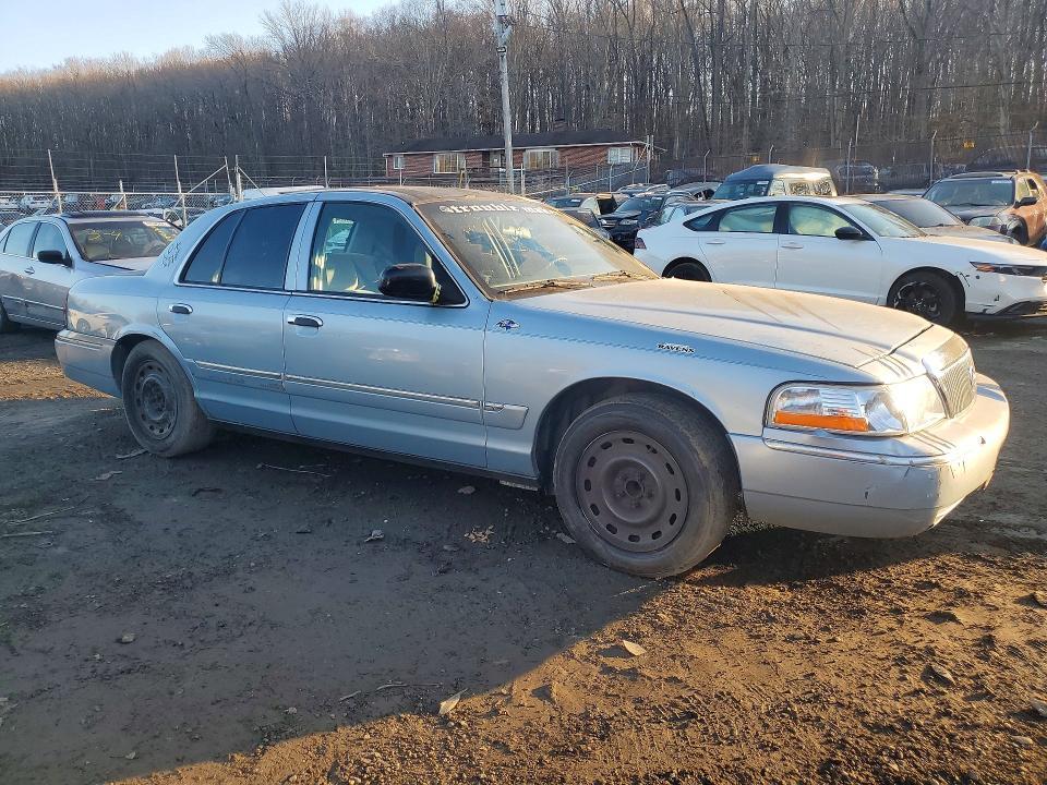 2004 Mercury Grand Marquis gs