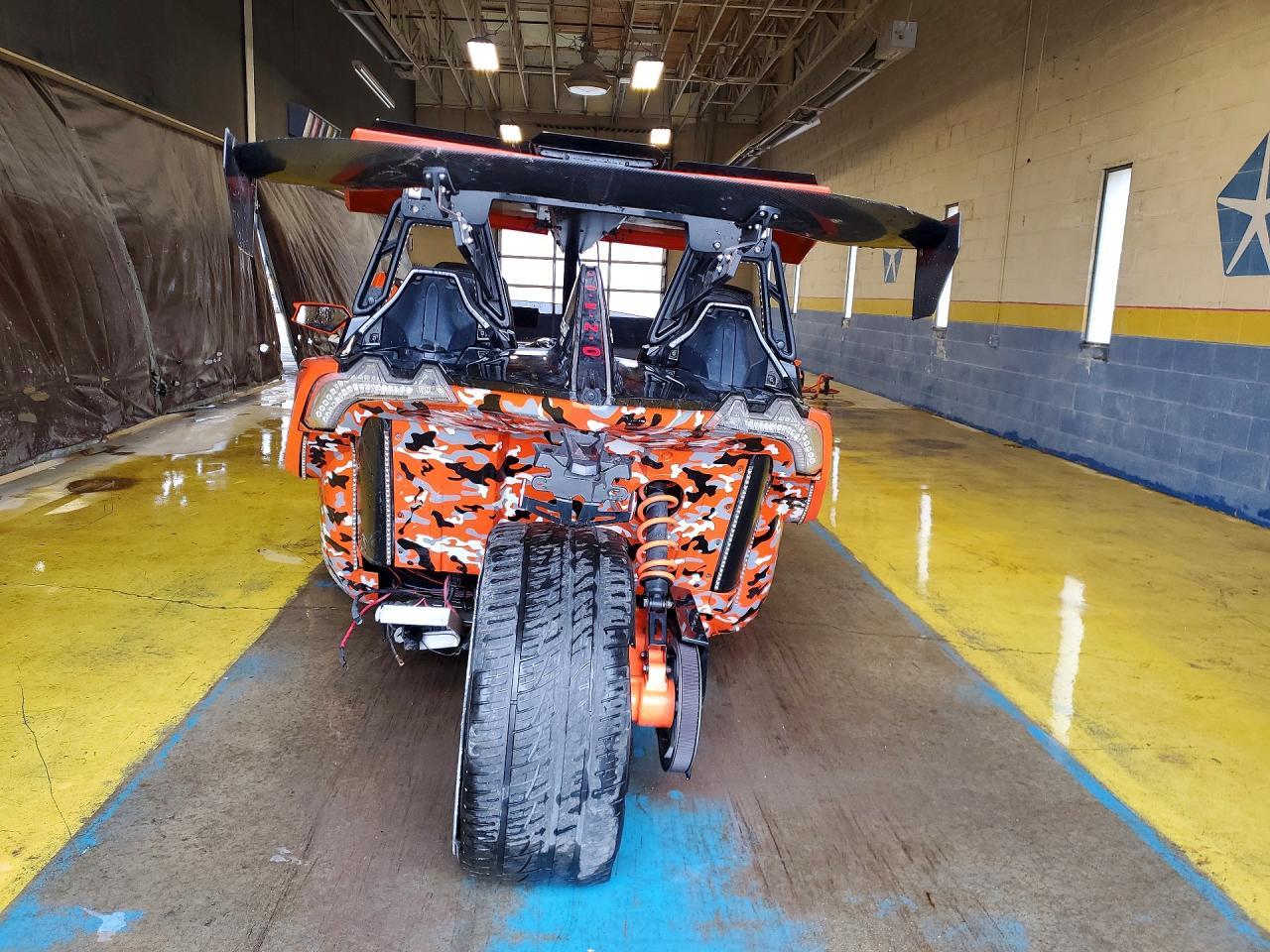 2017 Polaris Slingshot SLR