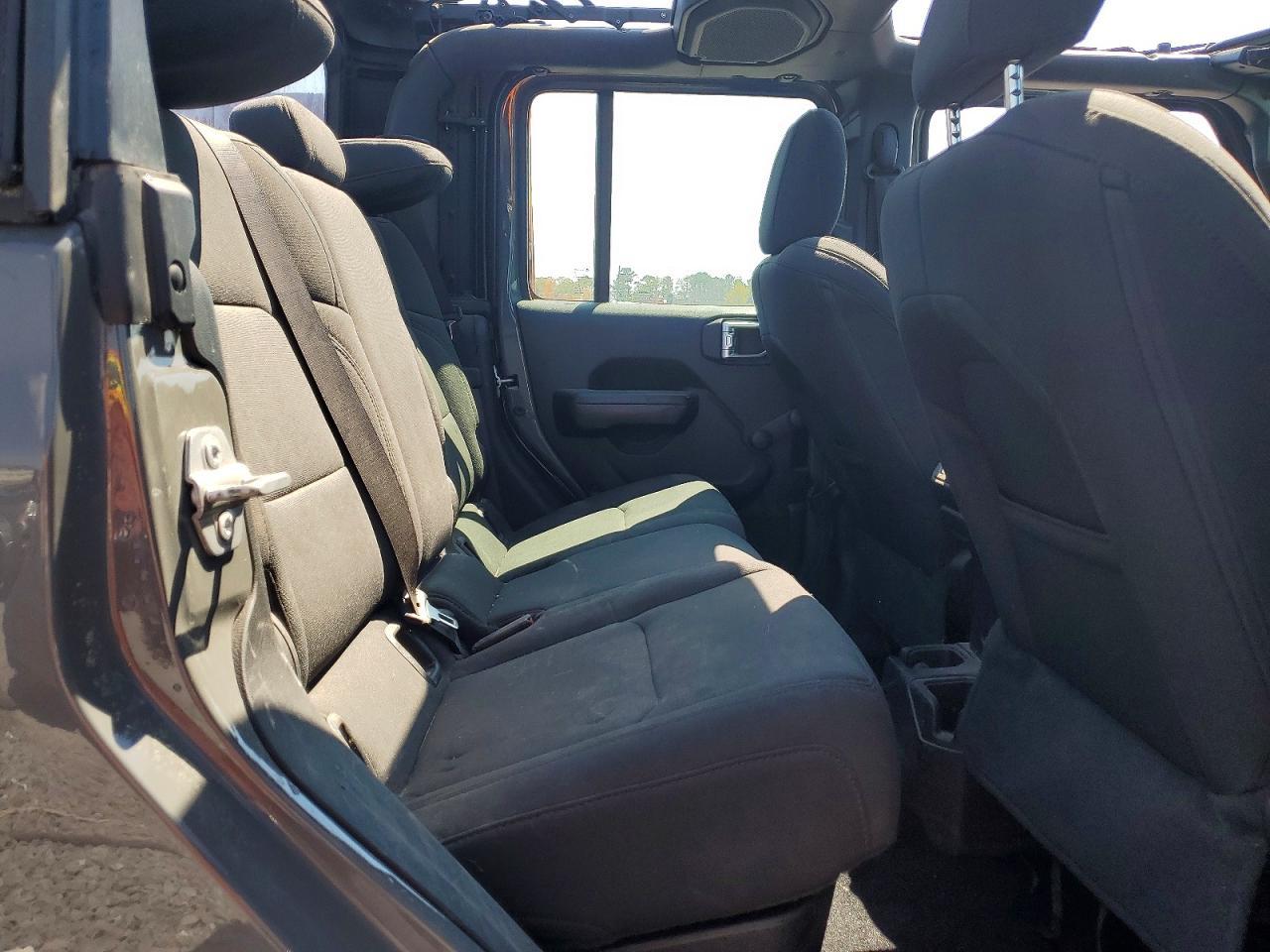 2020 Jeep Gladiator Sport