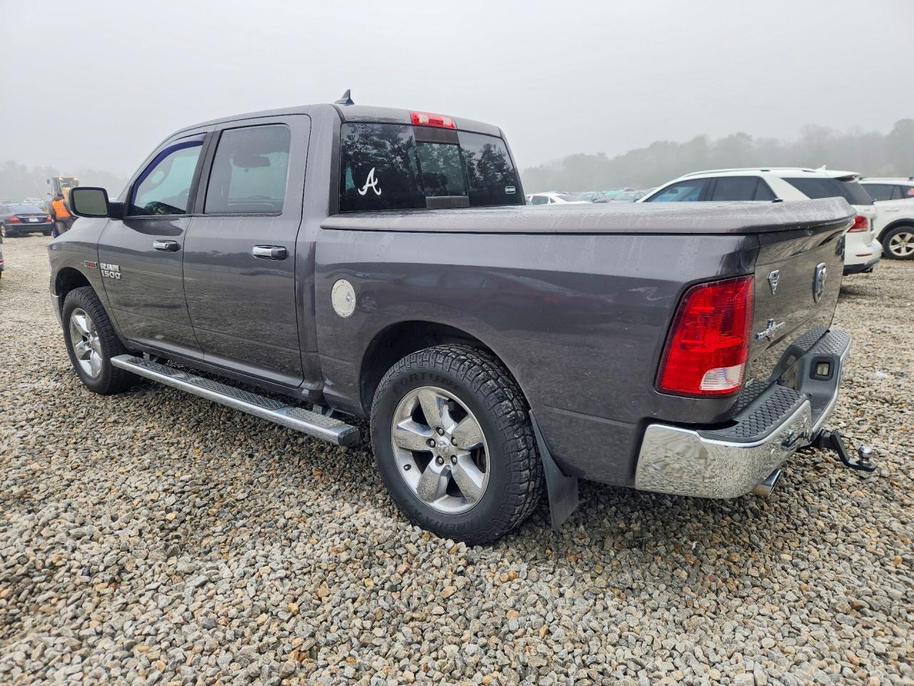 2015 Dodge RAM 1500 SLT