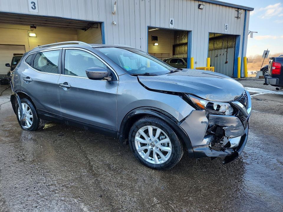 2022 Nissan Rogue Sport sv