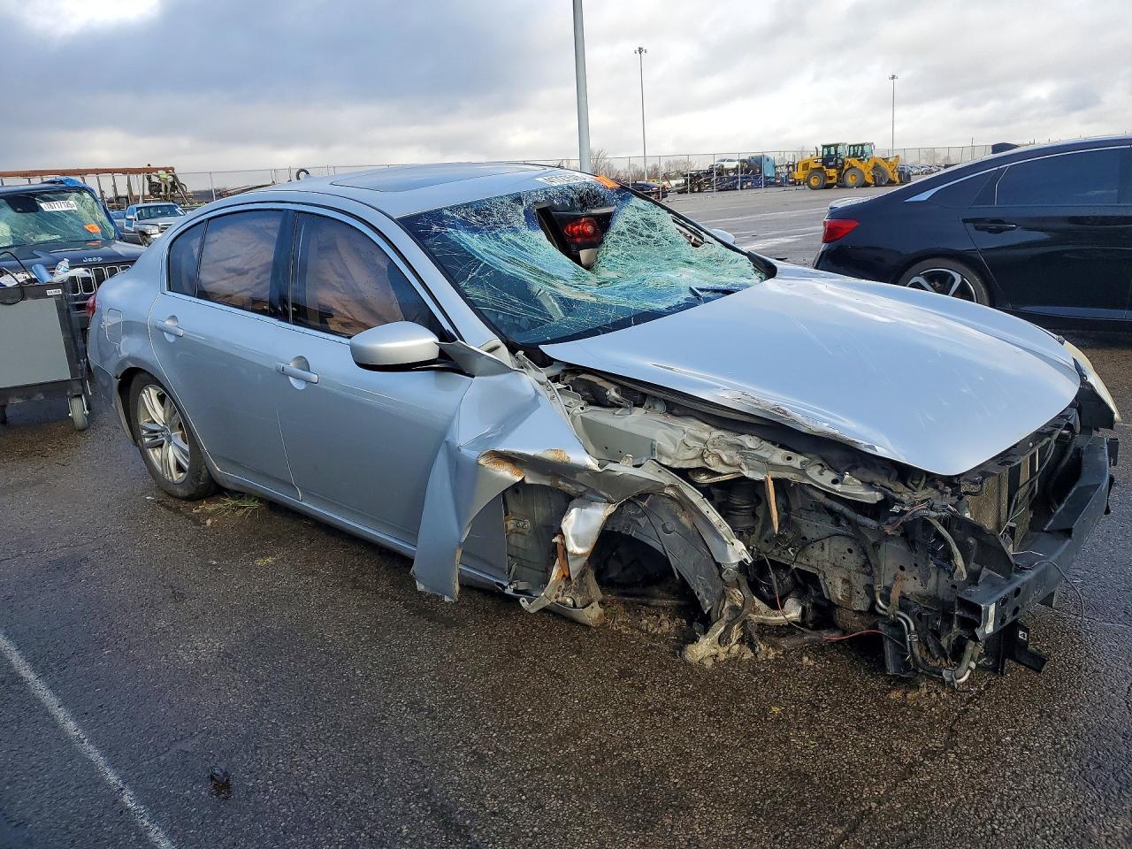 2011 Infiniti G25 Sedan x