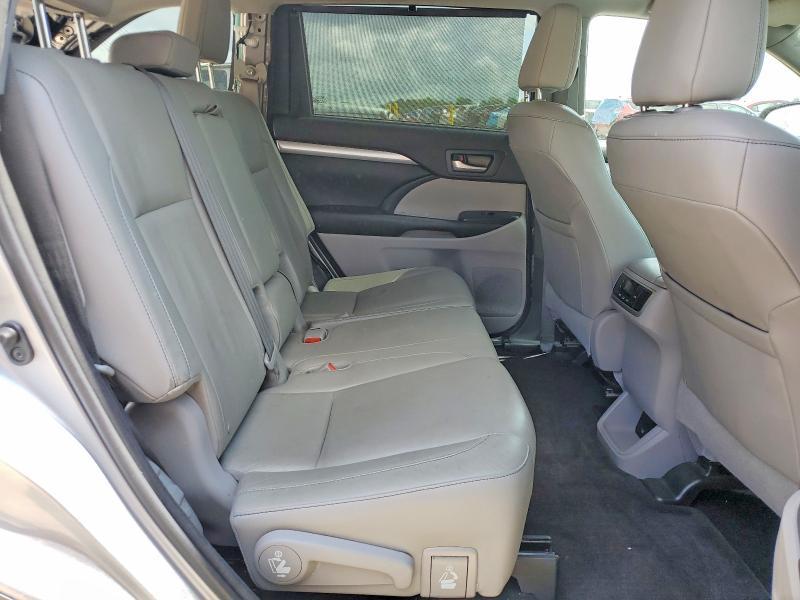 2016 Toyota Highlander xle