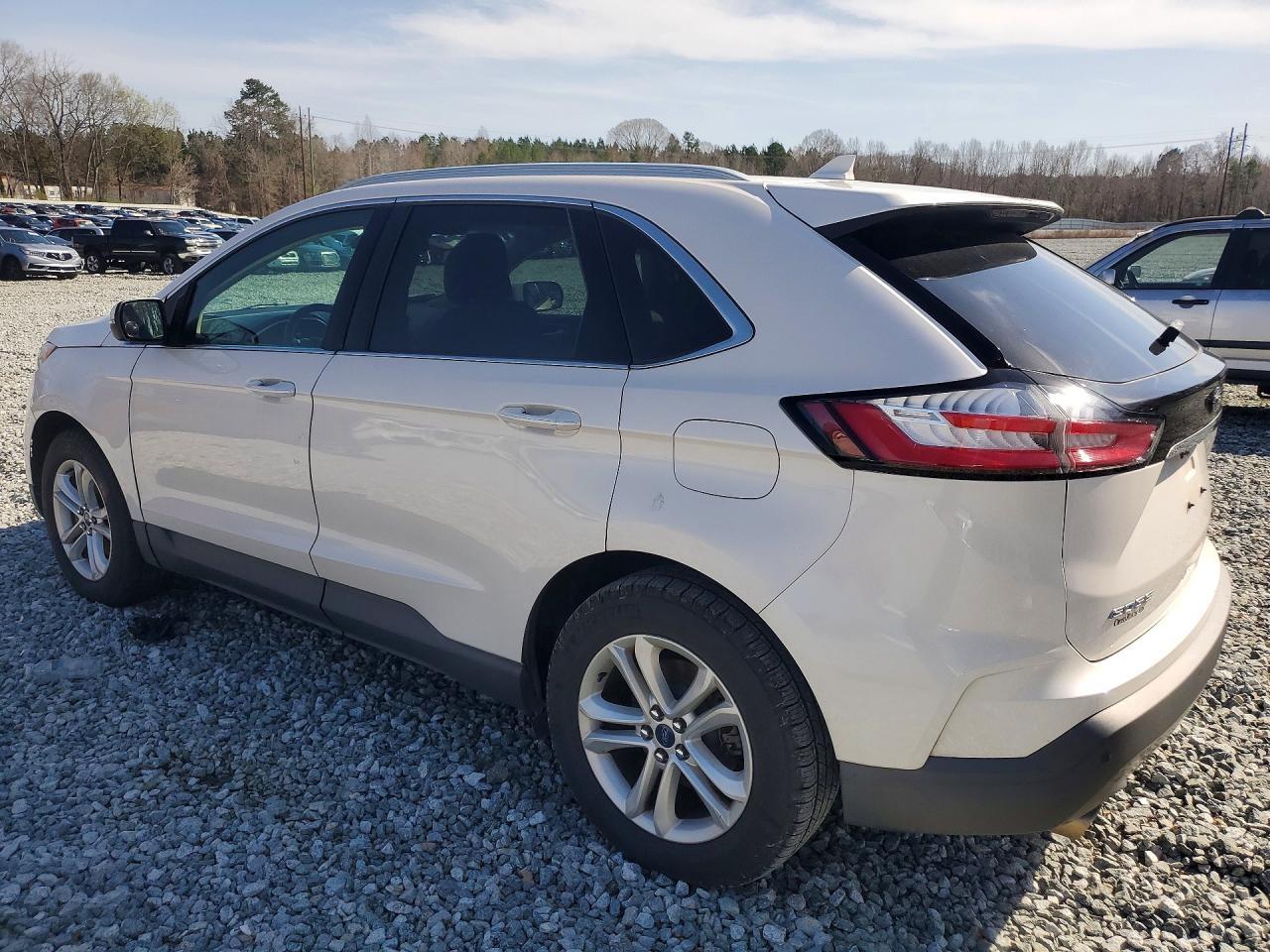 2019 Ford Edge sel
