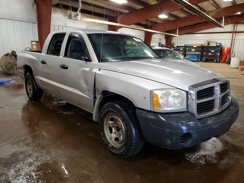 2006 Dodge Dakota Quattro
