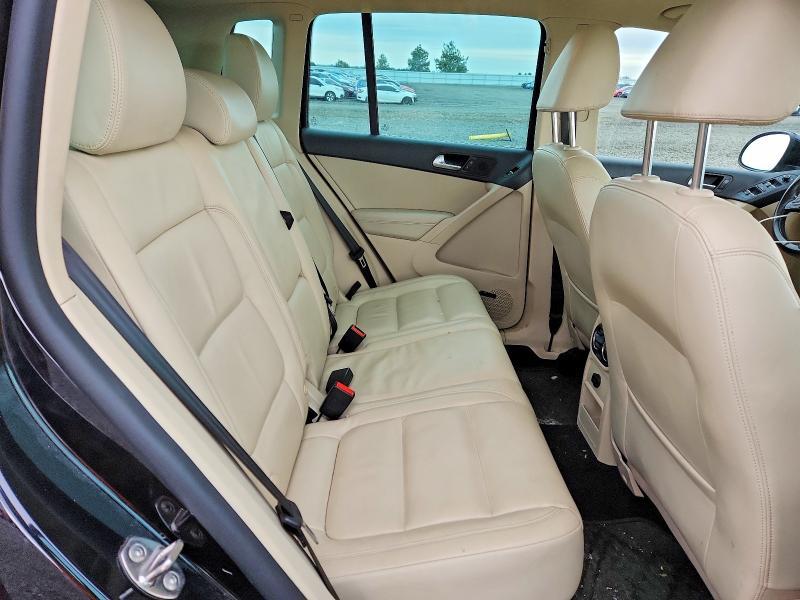 2016 Volkswagen Tiguan s