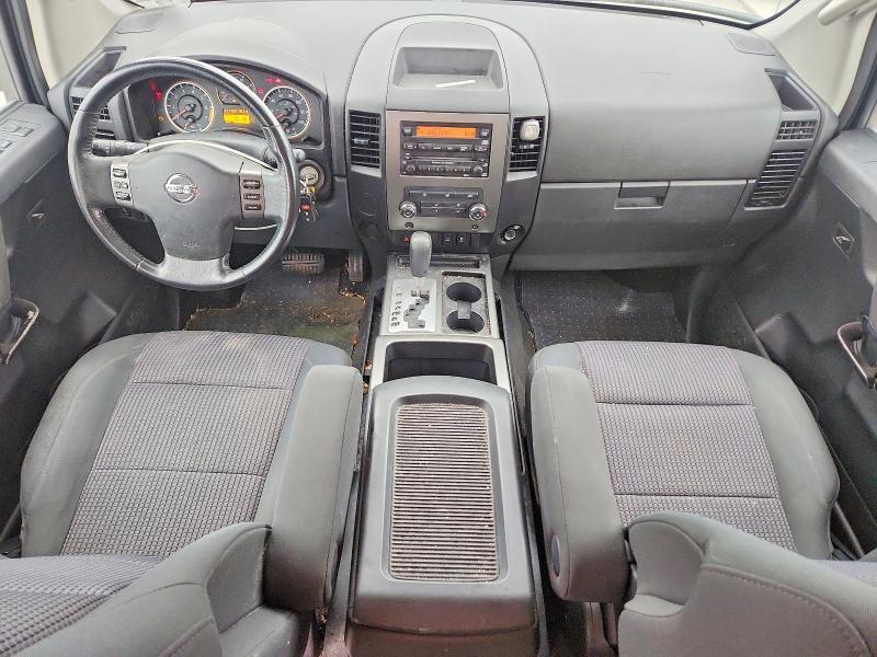 2012 Nissan Titan SV