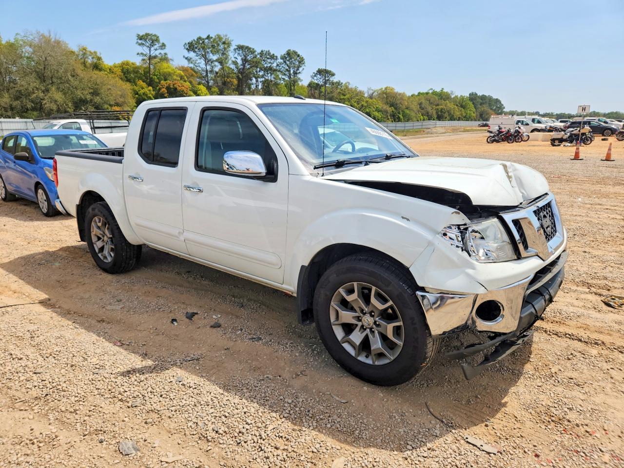 2019 Nissan Frontier SL