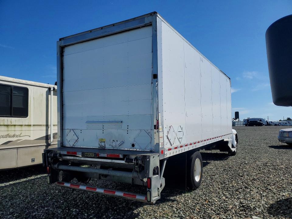 2013 Kenworth T370 BOX Truck