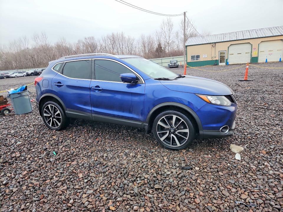 2017 Nissan Rogue Sport sl