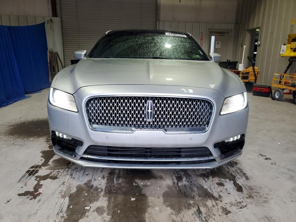 2017 Lincoln Continental Reserve