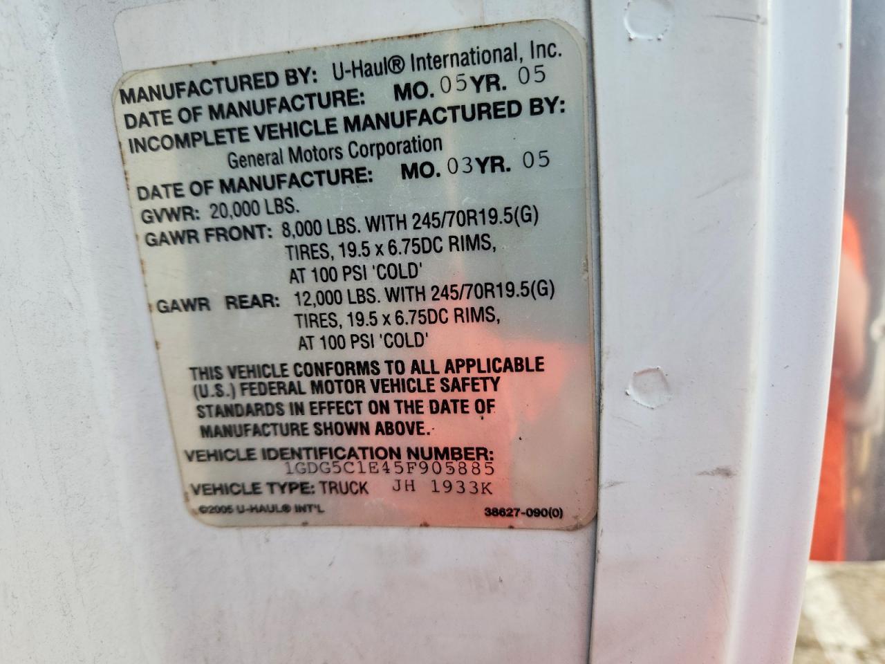 2005 GMC C5500 Refrigerated BOX Truck