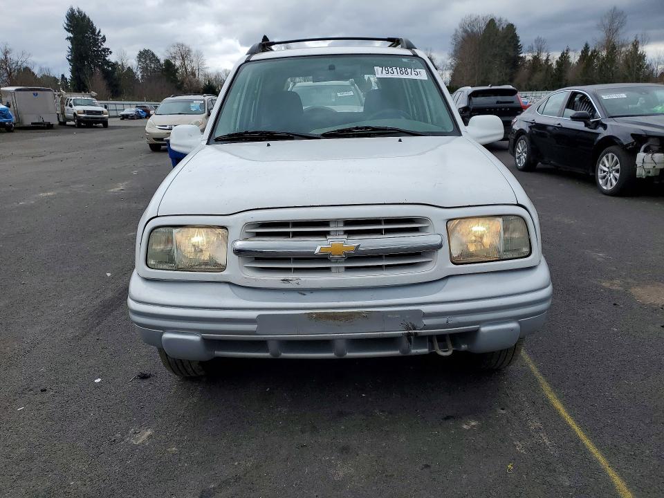 2001 Chevrolet Tracker lt
