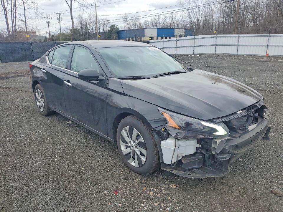 2024 Nissan Altima 2.5 s