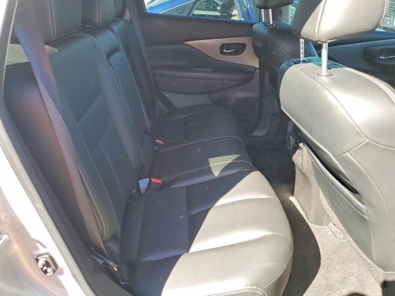 2022 Nissan Murano sv