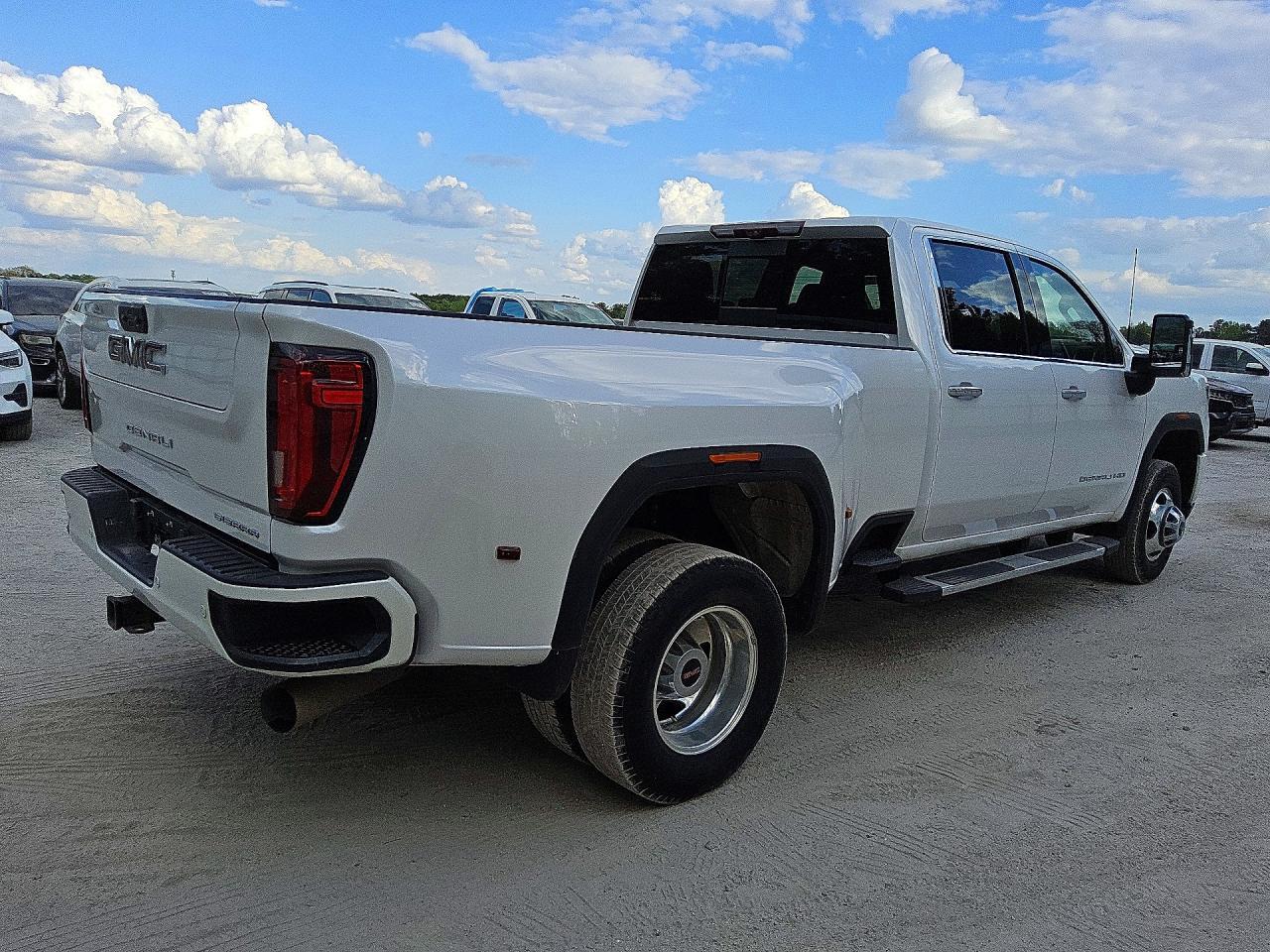 2020 GMC Sierra K3500 Denali