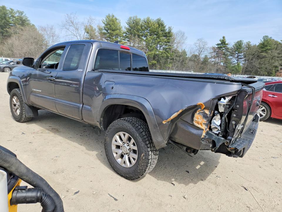 2016 Toyota Tacoma SR5