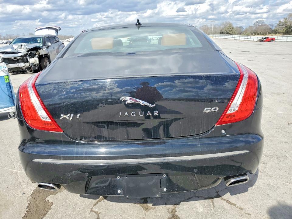 2013 Jaguar XJ