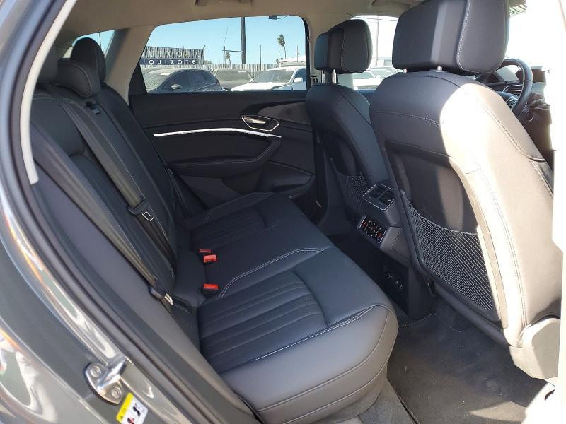 2024 Audi Q8 E-tron Premium Plus