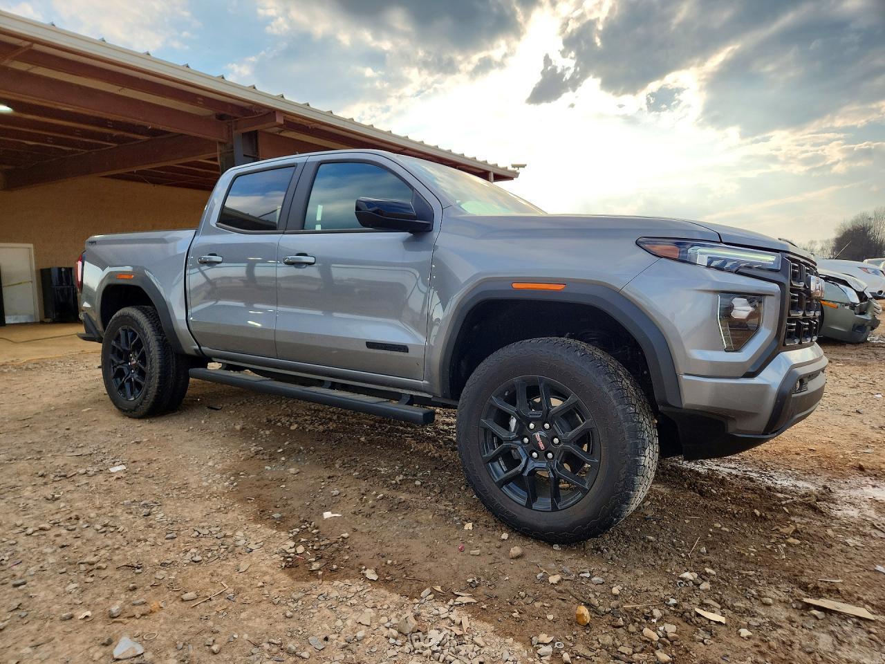 2025 GMC Canyon Elevation