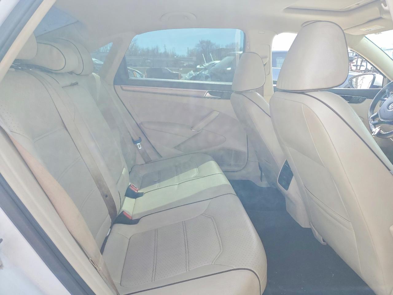 2016 Volkswagen Passat se