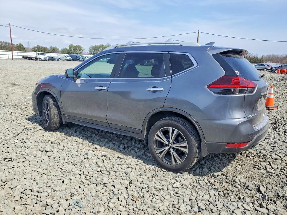 2019 Nissan Rogue sv