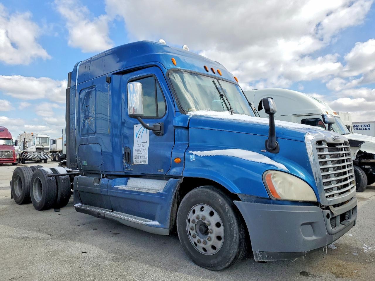 2012 Freigliner 2012 Freightliner Cascadia Semi Truck