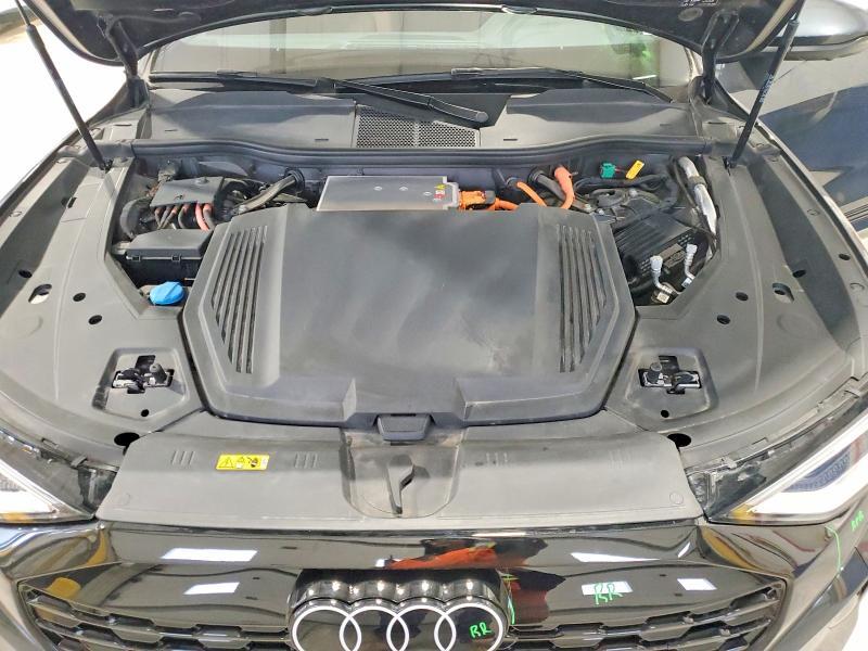2024 Audi Q8 E-tron Premium Plus