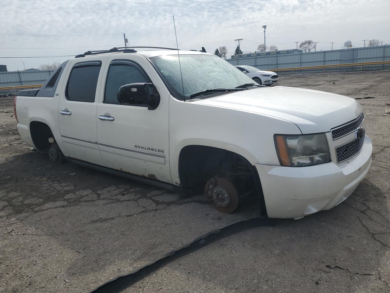2011 Chevrolet Avalanche LTZ