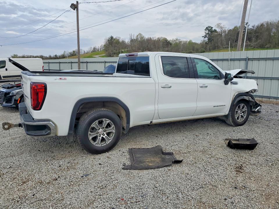 2024 GMC Sierra K1500 slt