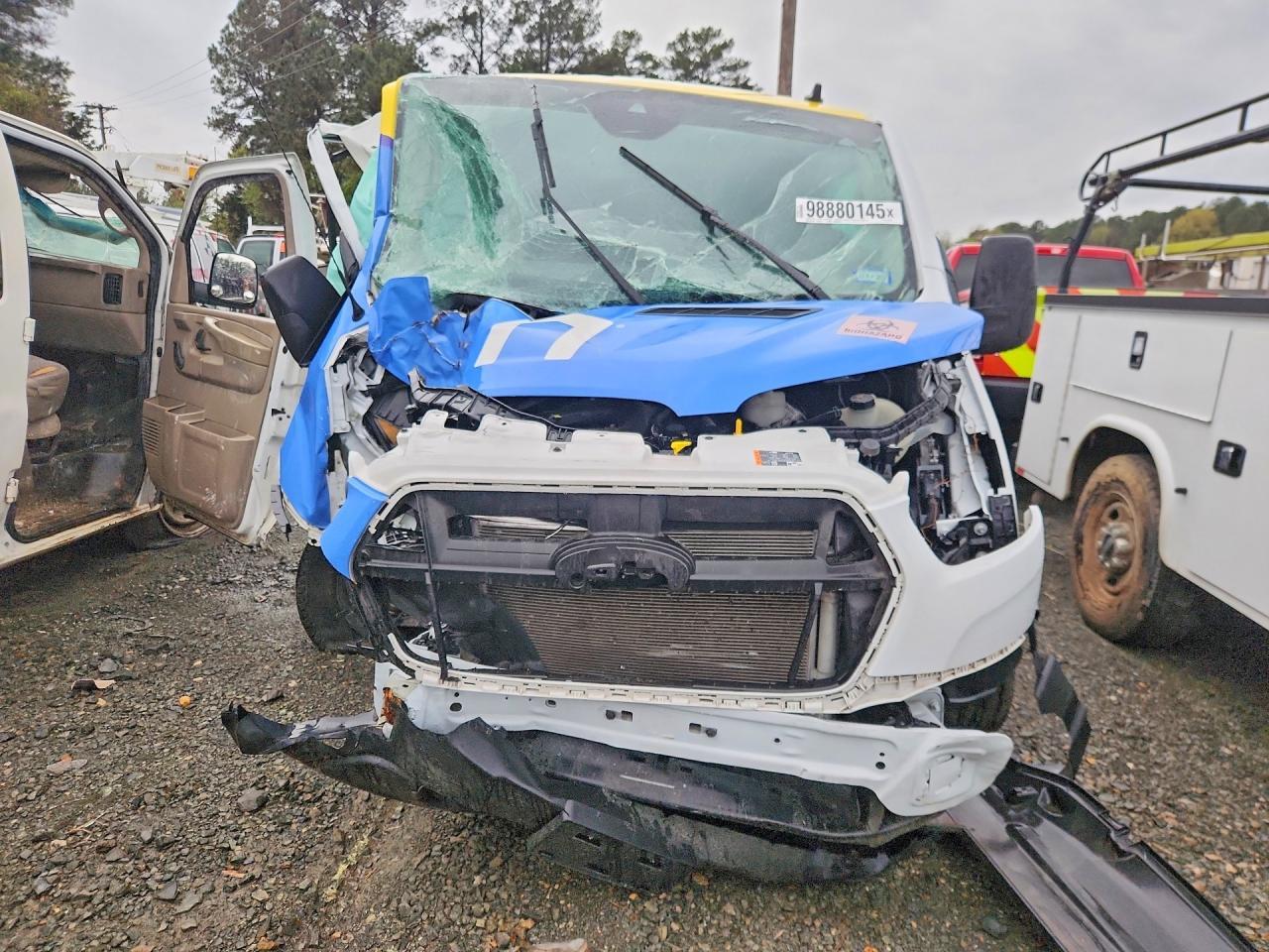 2024 Ford Transit 150 Low Roof Delivery Van
