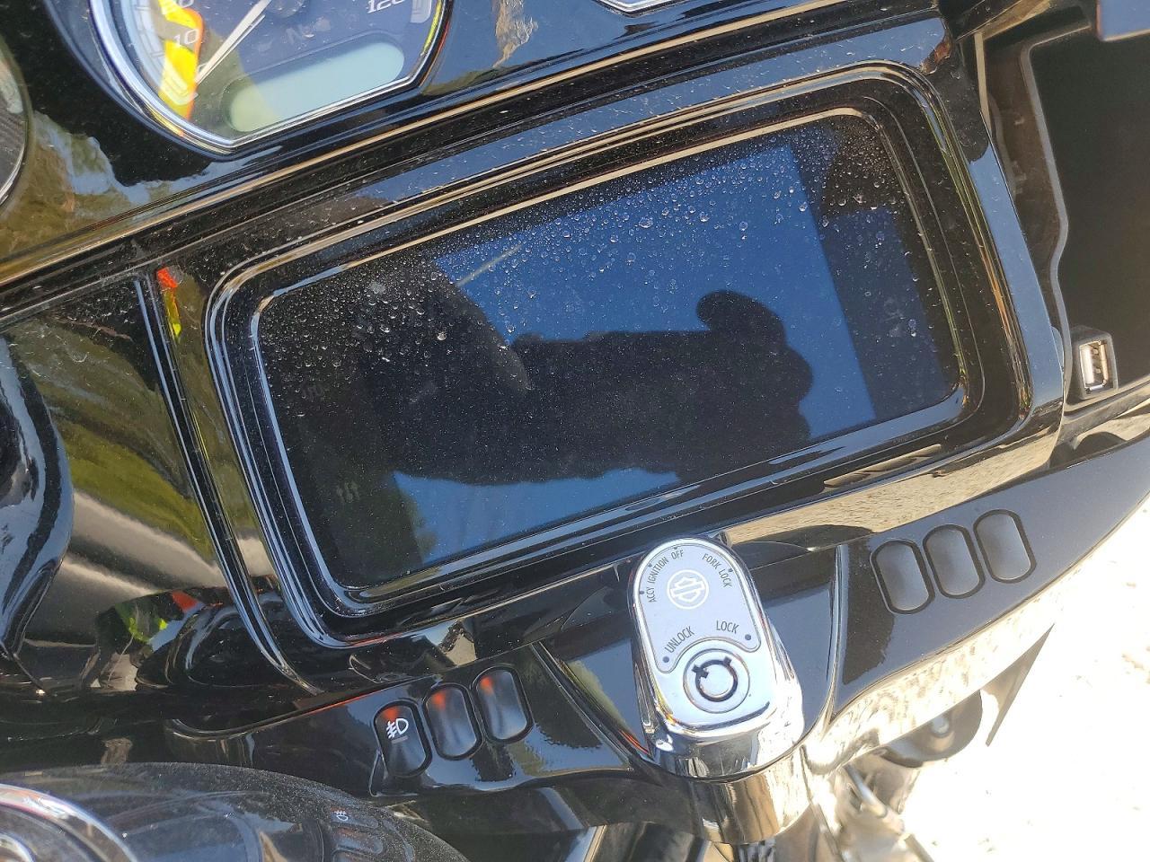 2019 Harley-Davidson Flhtk