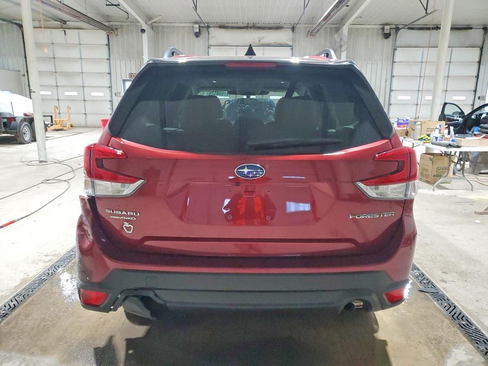 2024 Subaru Forester Premium