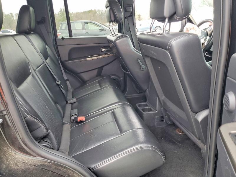 2012 Jeep Liberty jet