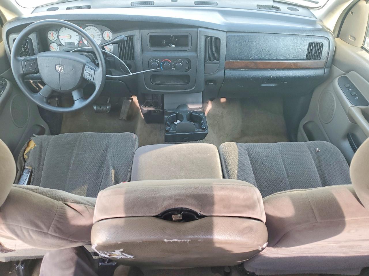 2004 Dodge RAM 1500 ST