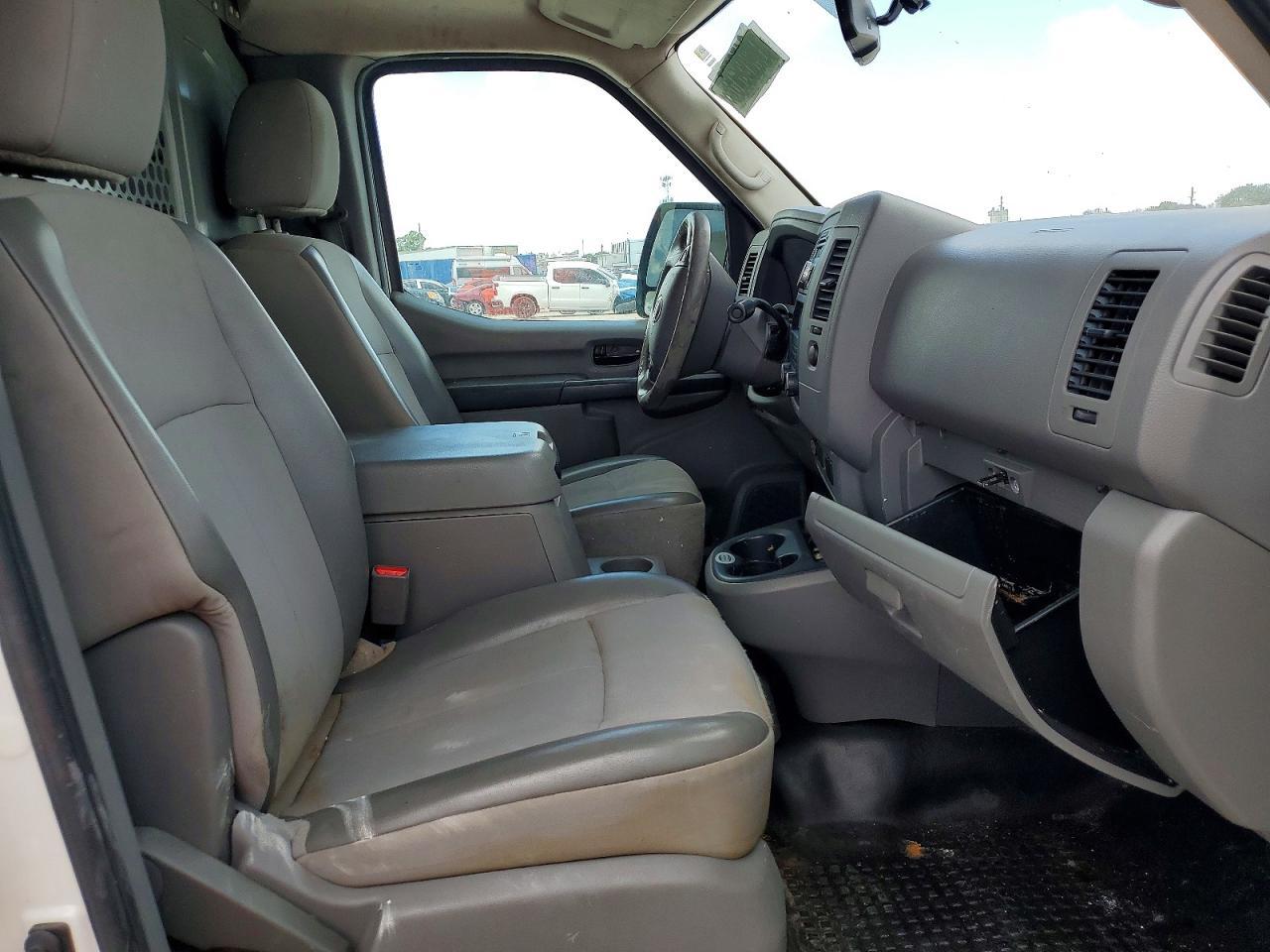 2017 Nissan NV 1500 S