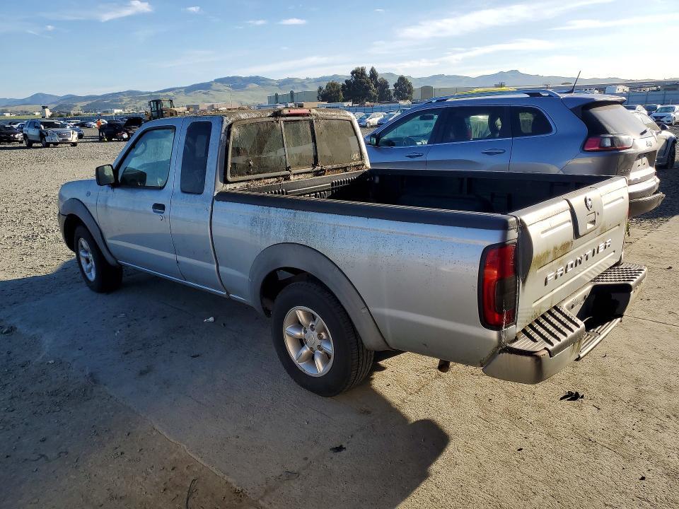2002 Nissan Frontier Standard