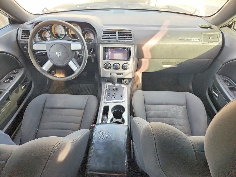 2010 Dodge Challenger se