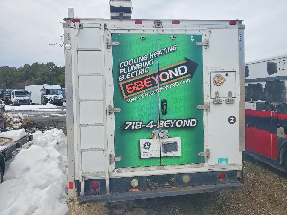 2005 Ford E350 Utility / Service Truck