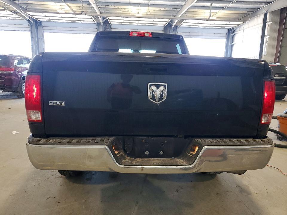 2024 Dodge RAM 1500 Classic SLT