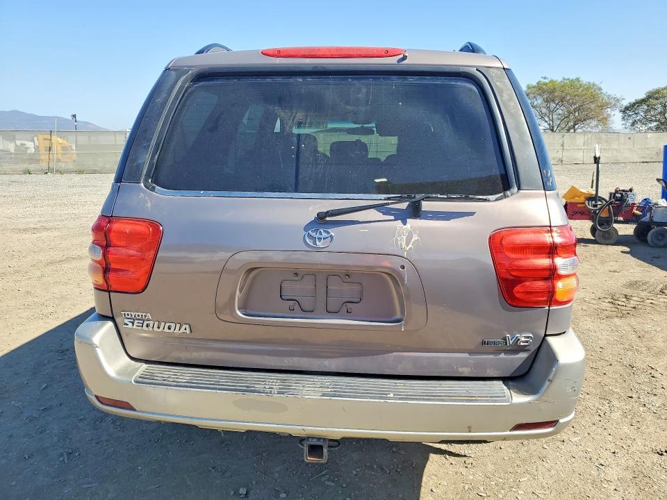 2002 Toyota Sequoia SR5