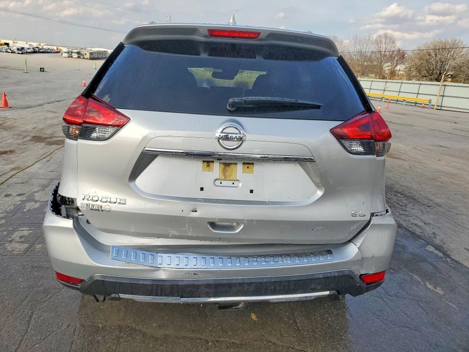 2018 Nissan Rogue sl